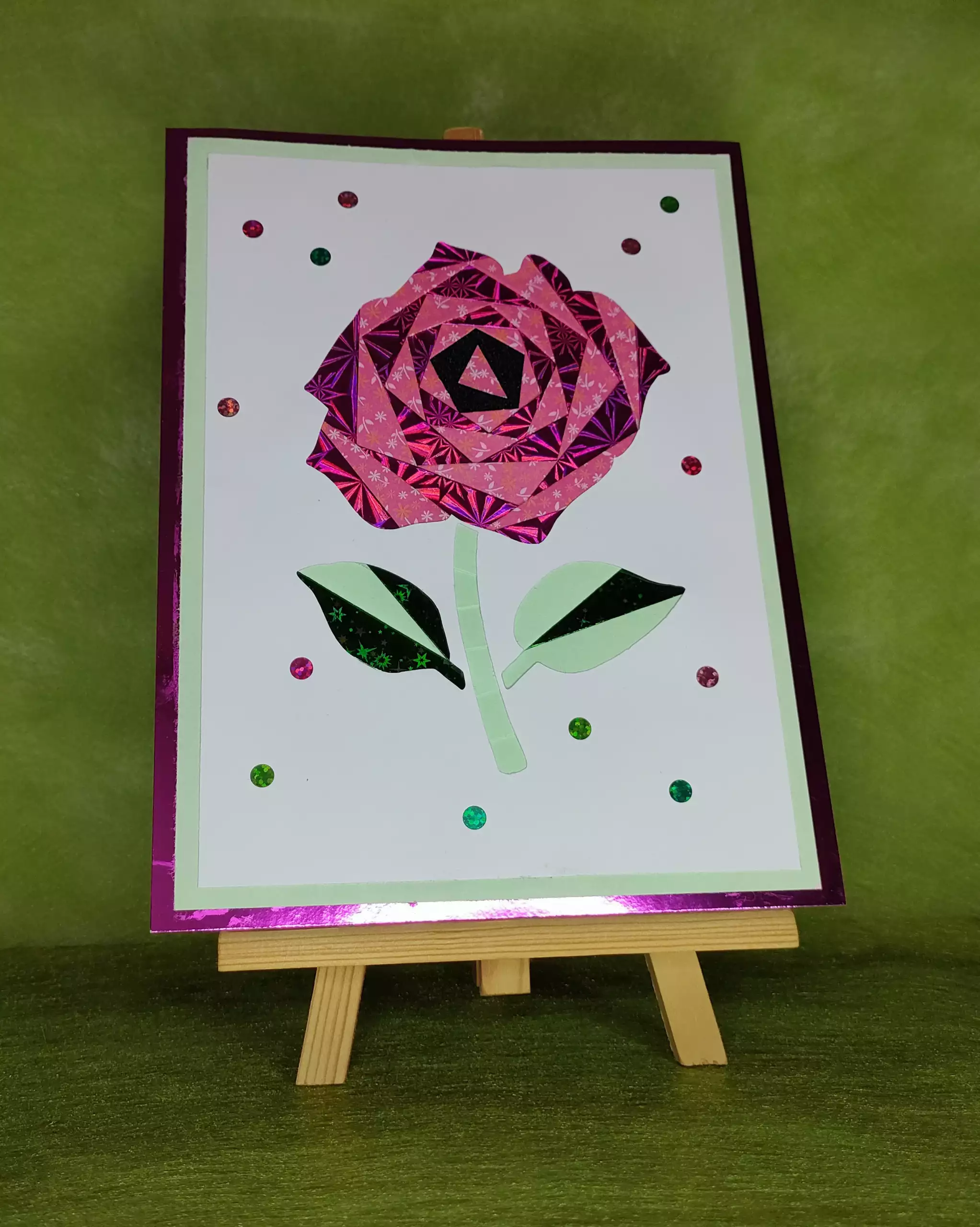 LAC-CARTE-IRISH FOLDING-ROSE G