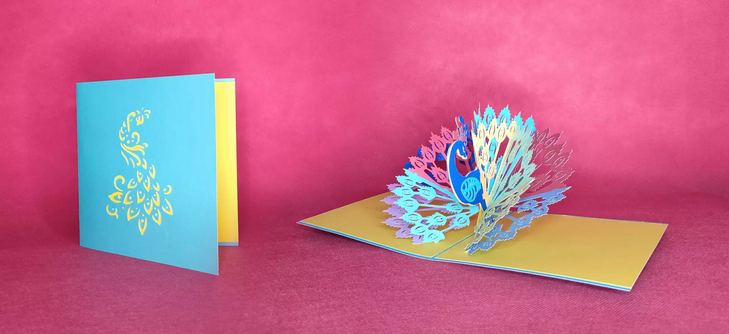 LAC-CARTE-POPUP-PAON